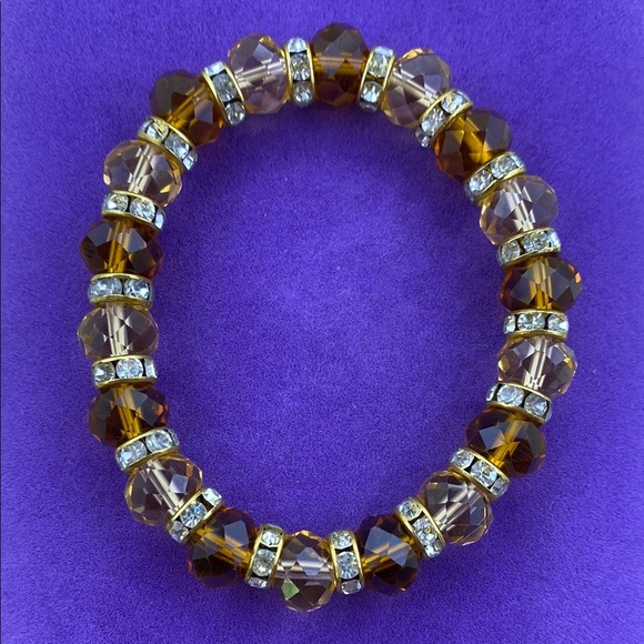 💛 Elegant Citrine Crystal Stretch Bracelet - Picture 2 of 5